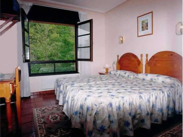 Hotel Benzua Villanueva de Ardisana الغرفة الصورة