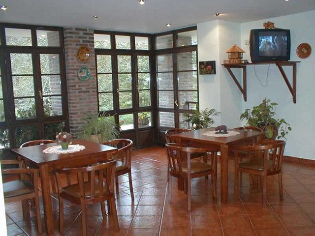 Hotel Benzua Villanueva de Ardisana المطعم الصورة